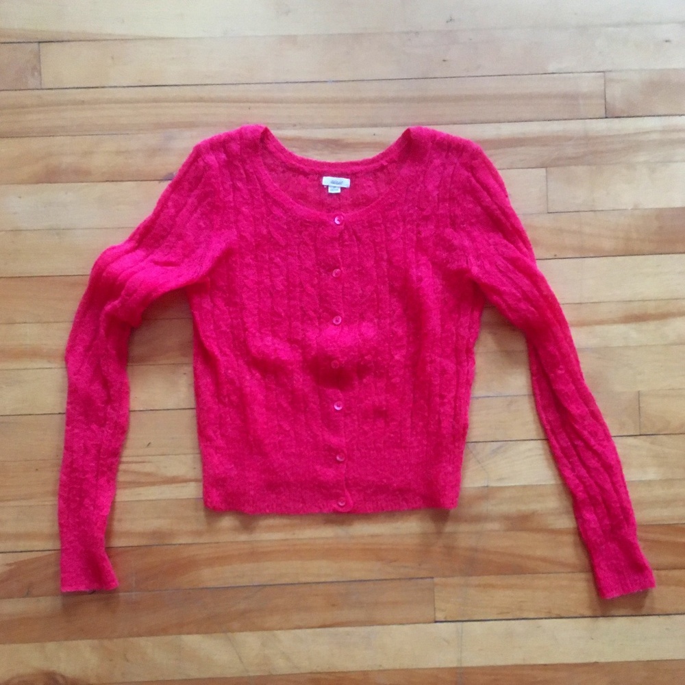 Delicate knit cardigan